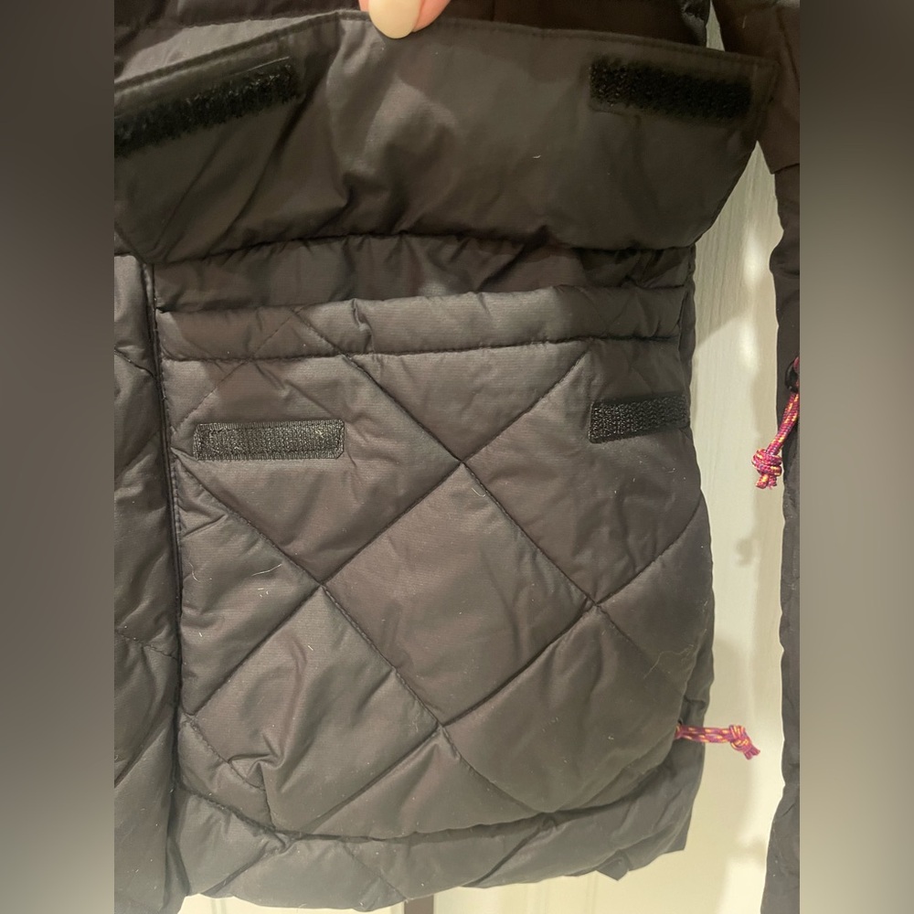 The North Face Women’s Down Puffer Jacket Faux Fur Hood Ski Coat Size M - Picture 7 of 13